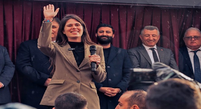 CHP de  Padişah Krizi  çıktı. Denizli, tepki koydu!