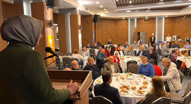 Çeşme Ak Parti de Kongre öncesi Delege buluşması