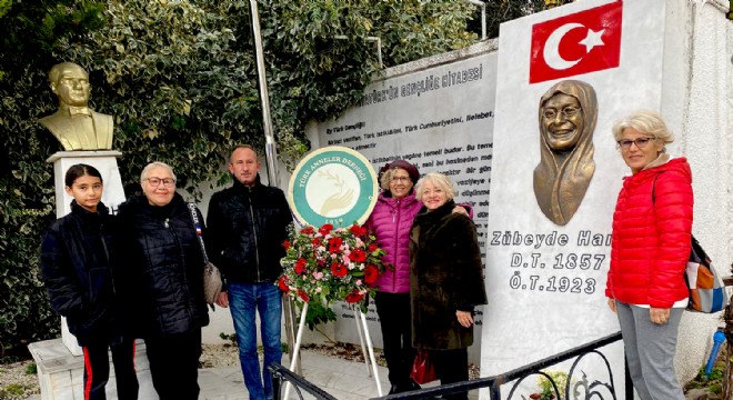 Türk Anneler Derneği Zübeyde Hanımı unutmadı