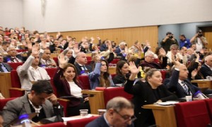 İBB'de Çeşme Belediye Bütçesi kabul edildi.